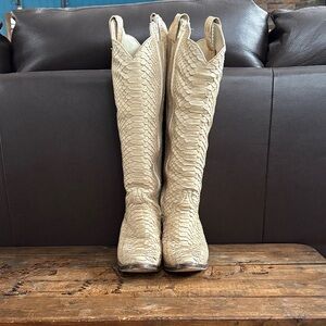 Vintage Larry Mahan Cream Python-Textured Full Leather Boots